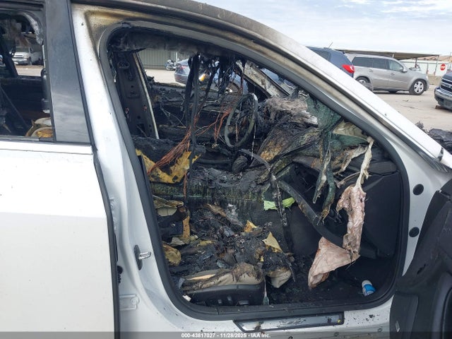 2017 CADILLAC CTS-V 1G6A15S6XH0194681 Photo 4