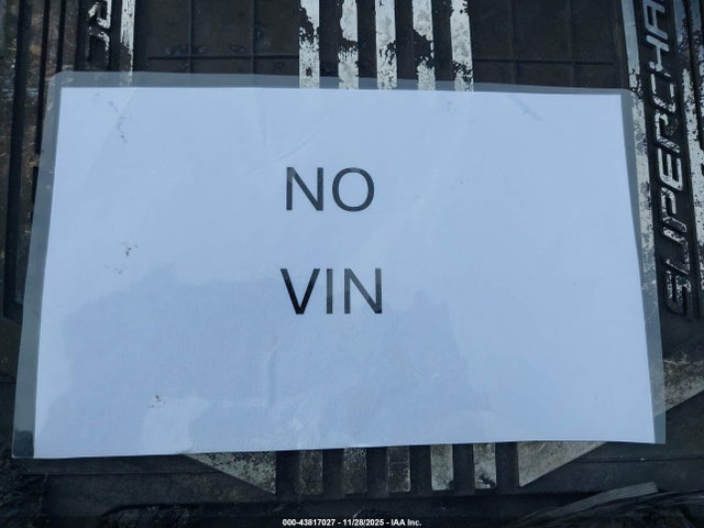 2017 CADILLAC CTS-V 1G6A15S6XH0194681 Photo 8