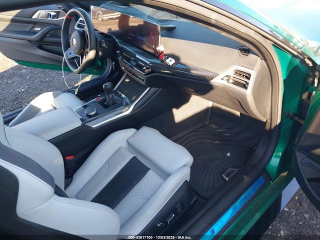 2025 BMW M4 WBS13HK08SCU73825 Photo 4