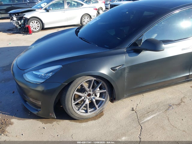 Продаж на аукціоні авто 2020 Tesla Model 3 Standard Range Plus Rear-wheel Drive/standard Range Rear-wheel Drive, vin: 5YJ3E1EAXLF634587, номер лоту: 43817141