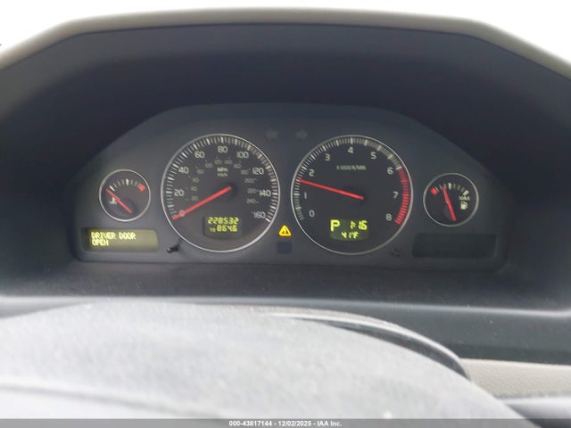 2005 VOLVO XC70 YV1SZ592251197393 Photo 6