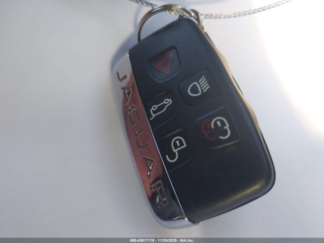 2018 JAGUAR F-PACE SADCL2GX0JA203117 Photo 10