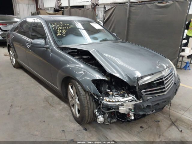 2010 MERCEDES-BENZ S 550 WDDNG7BB7AA287105