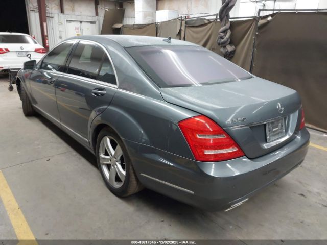 2010 MERCEDES-BENZ S 550 WDDNG7BB7AA287105 Photo 2