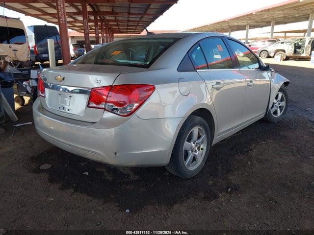 Chevrolet Cruze 1lt Auto 2014 1G1PC5SB3E7106550 Image 4