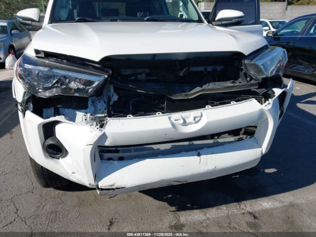 2020 TOYOTA 4RUNNER JTEBU5JR9L5778727 Photo 5