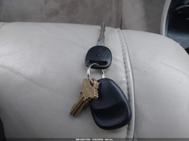 2002 CADILLAC DEVILLE 1G6KE57Y72U158823 Photo 10