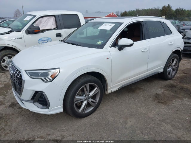 2019 AUDI Q3 WA1EECF34K1065547 Photo 1