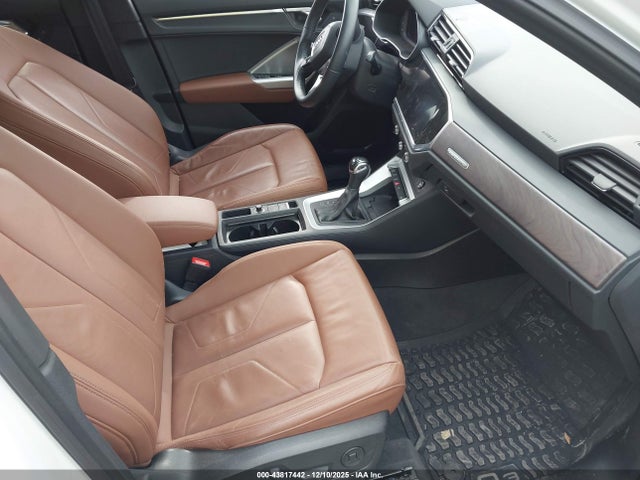 2019 AUDI Q3 WA1EECF34K1065547 Photo 4