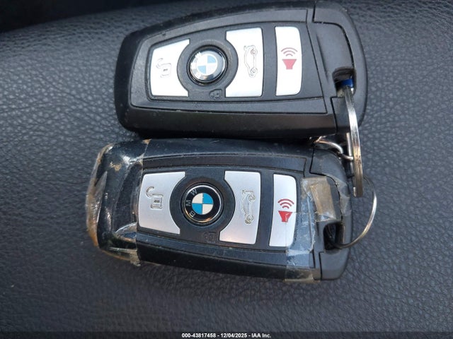 2018 BMW 320I WBA8A3C59JA492478 Photo 10