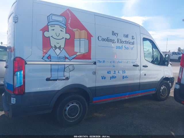 Ford Transit-150 2016 1FTYE1CM2GKA96091 Image 14