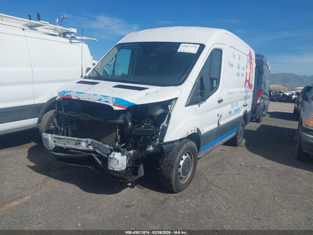 Ford Transit-150 2016 1FTYE1CM2GKA96091 Image 2