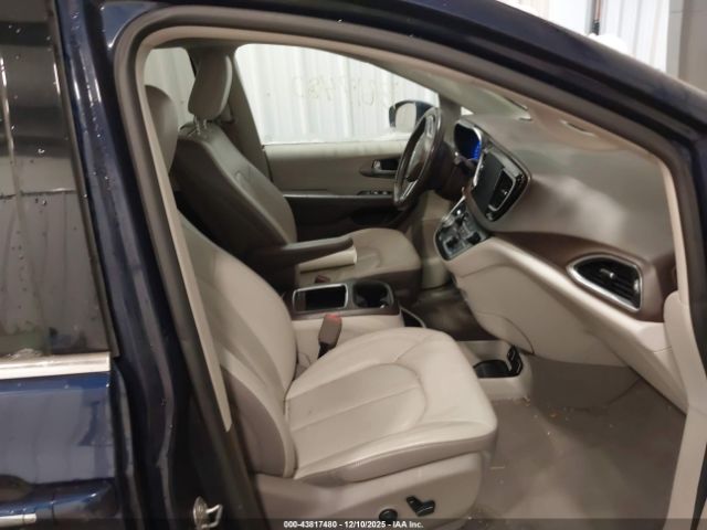 2017 CHRYSLER PACIFICA 2C4RC1EG5HR599487 Photo 4