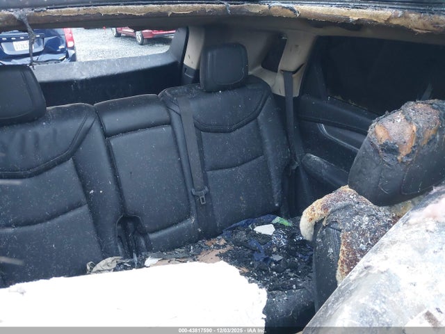 2018 CADILLAC XT5 1GYKNDRS8JZ197013 Photo 7