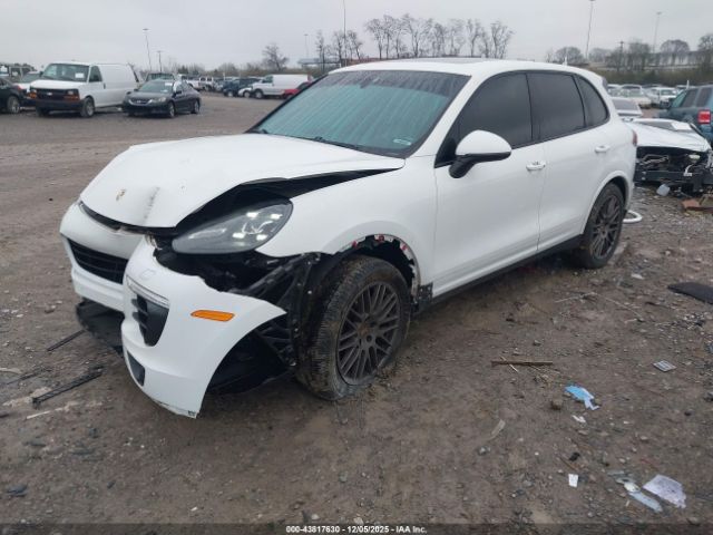 2018 PORSCHE CAYENNE WP1AA2A26JKA05544 Photo 1
