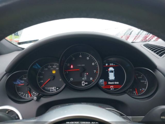 2018 PORSCHE CAYENNE WP1AA2A26JKA05544 Photo 6