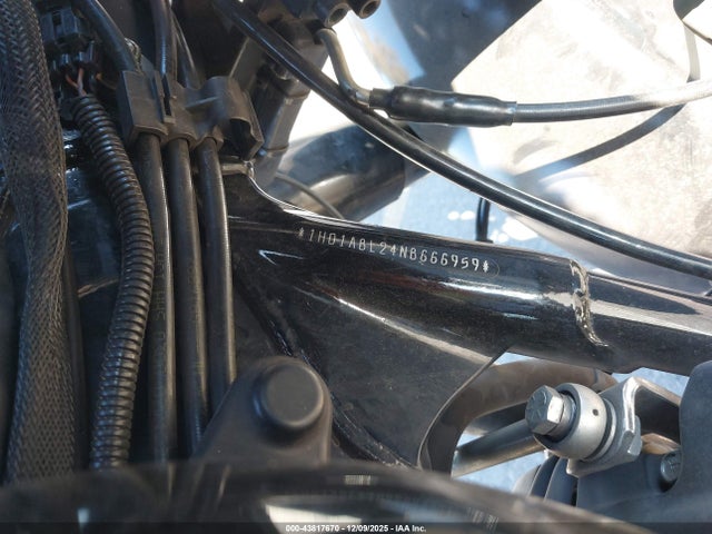 2022 HARLEY-DAVIDSON FLHXST 1HD1ABL24NB666959 Photo 9