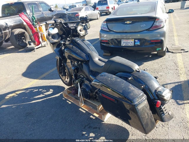 2022 HARLEY-DAVIDSON FLHXST 1HD1ABL24NB666959 Photo 2