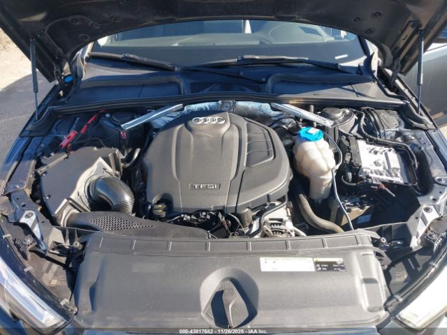 2017 AUDI A4 WAUENAF41HN033463 Photo 9