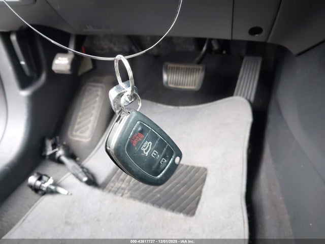 43817727 :رقم المزاد ، 5XYZTDLB0GG329854 vin ، 2016 Hyundai Santa Fe Sport 2.4l مزاد بيع