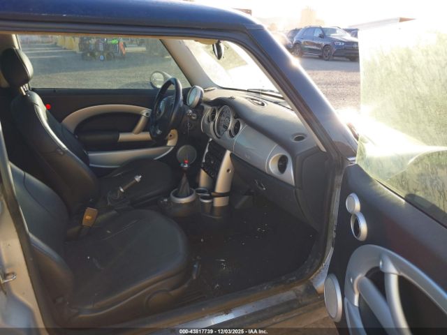 2004 MINI COOPER WMWRC33454TC54015 Photo 4