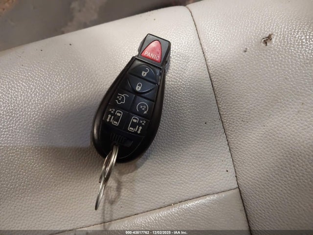 2008 CHRYSLER TOWN & COUNTRY 2A8HR54P38R614967 Photo 10