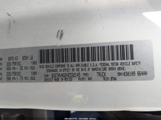 2017 RAM PROMASTER 1500 3C6TRVAG2HE532145 Photo 8