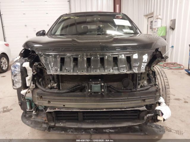 2022 MITSUBISHI OUTLANDER JA4J4UA82NZ070441 Photo 5