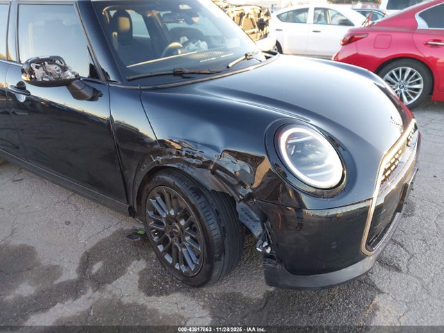 2025 MINI HARDTOP WMW43GD08S2W87213 Photo 5