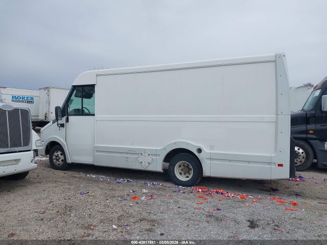 JALB4T17XE7W00385 Isuzu Commercial Van