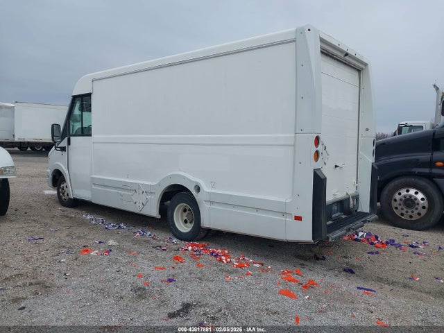 JALB4T17XE7W00385 Isuzu Commercial Van
