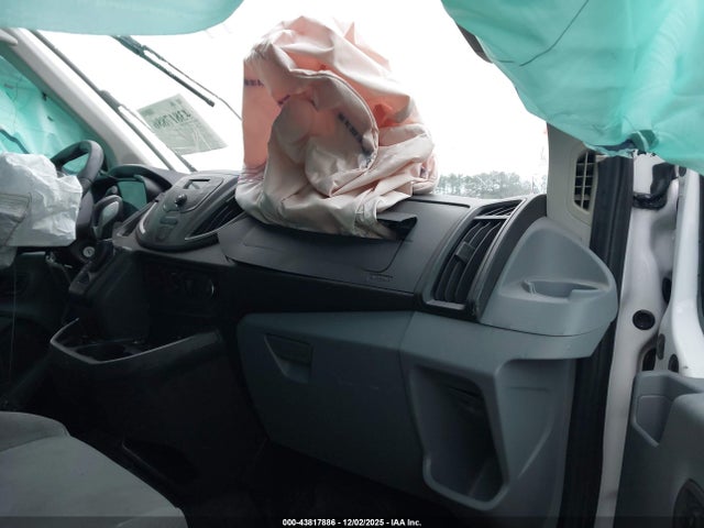 2016 FORD TRANSIT-250 1FTYR1ZM8GKA47747 Photo 4