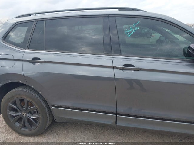2024 Volkswagen Tiguan Se R-line Black მანქანა იყიდება აუქციონზე, vin: 3VVCB7AX2RM103427, აუქციონის ნომერი: 43817985