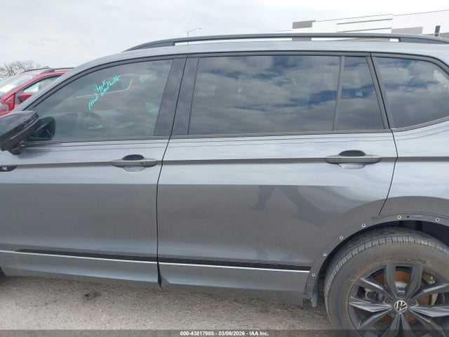 2024 Volkswagen Tiguan Se R-line Black მანქანა იყიდება აუქციონზე, vin: 3VVCB7AX2RM103427, აუქციონის ნომერი: 43817985