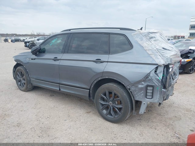 2024 Volkswagen Tiguan Se R-line Black მანქანა იყიდება აუქციონზე, vin: 3VVCB7AX2RM103427, აუქციონის ნომერი: 43817985