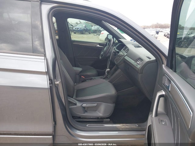 2024 Volkswagen Tiguan Se R-line Black მანქანა იყიდება აუქციონზე, vin: 3VVCB7AX2RM103427, აუქციონის ნომერი: 43817985