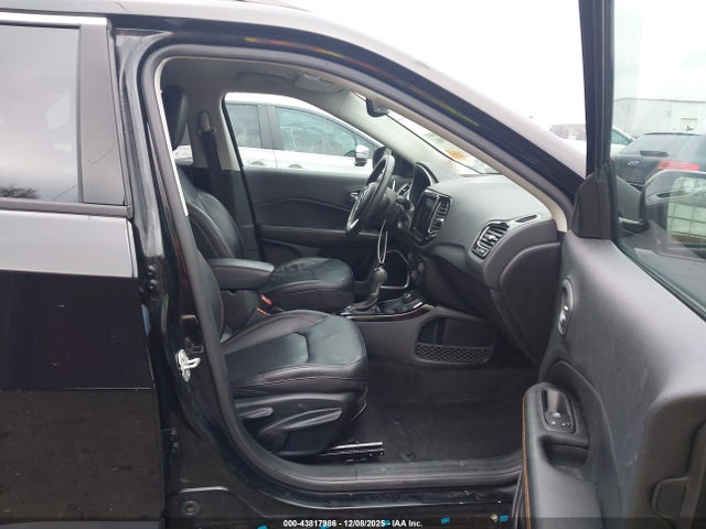 2019 Jeep Compass Limited 4x4 მანქანა იყიდება აუქციონზე, vin: 3C4NJDCB8KT766958, აუქციონის ნომერი: 43817986