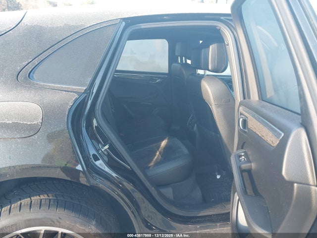 2016 PORSCHE MACAN WP1AB2A59GLB51060 Photo 7
