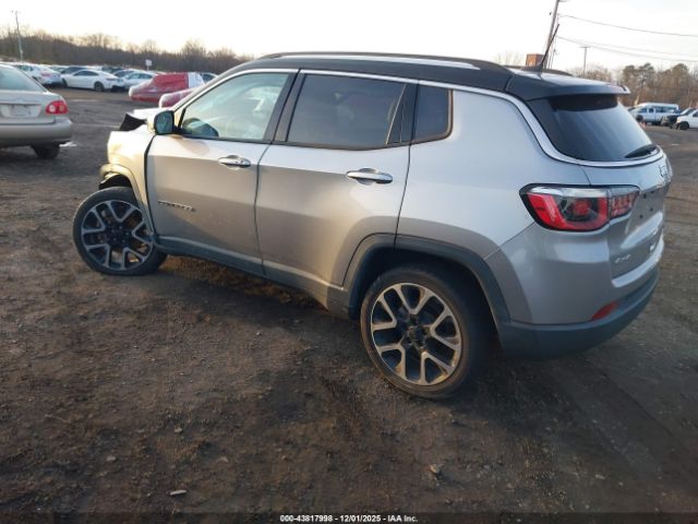 2018 JEEP COMPASS 3C4NJDCB6JT350700 Photo 2