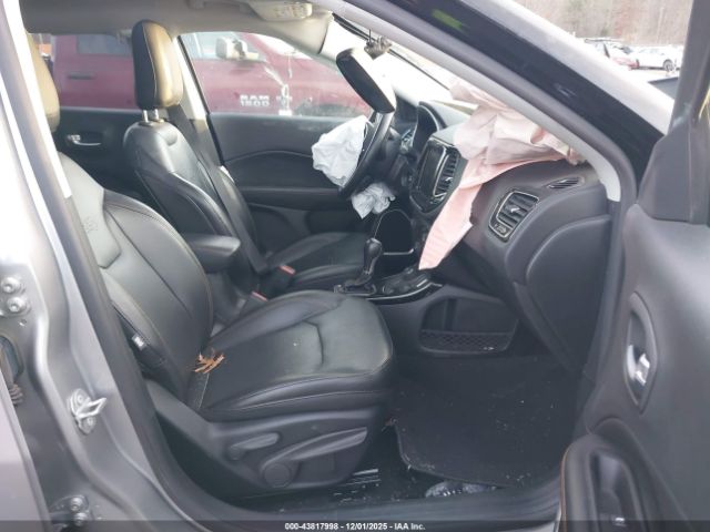 2018 JEEP COMPASS 3C4NJDCB6JT350700 Photo 4