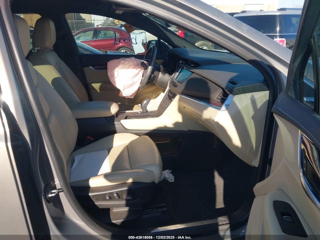 Продажа на аукционе авто 2019 Cadillac Xt5 Premium Luxury, vin: 1GYKNERS2KZ180750, номер лота: 43818056