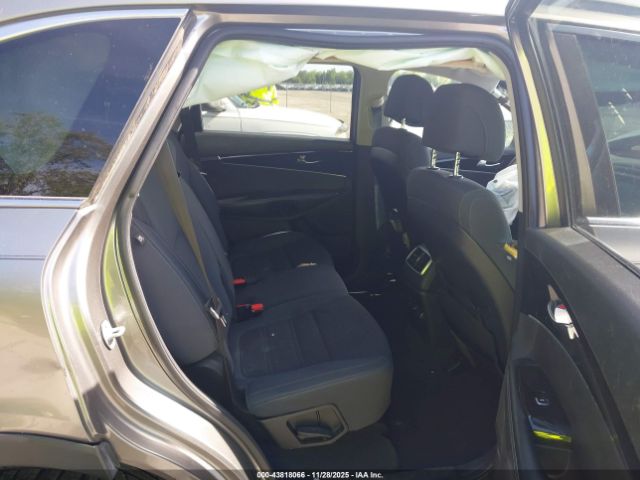 2017 KIA SORENTO 5XYPG4A34HG223545 Photo 7
