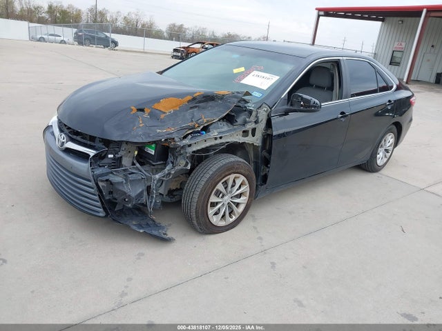 Toyota CAMRY LE 2017 4T1BF1FK2HU306221 Image 2