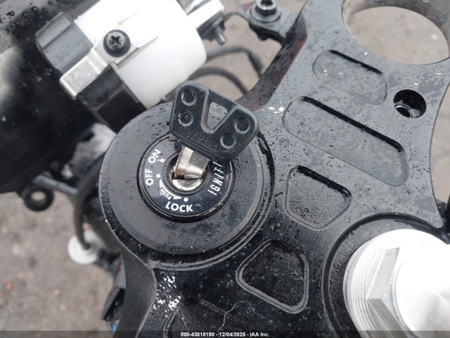 Yamaha Yzfr7 2025 JYARM38EXSA018074 Image 11