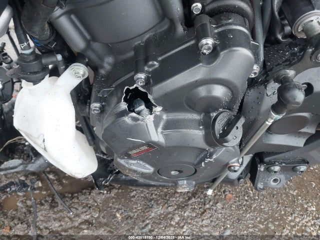 Yamaha Yzfr7 2025 JYARM38EXSA018074 Image 16