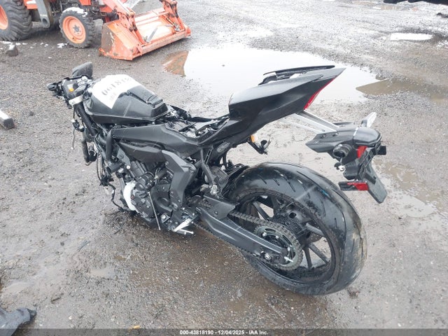 Yamaha Yzfr7 2025 JYARM38EXSA018074 Image 3