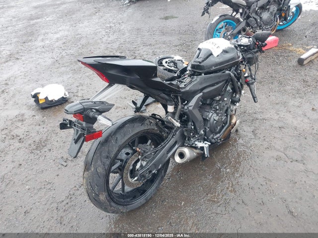 Yamaha Yzfr7 2025 JYARM38EXSA018074 Image 4