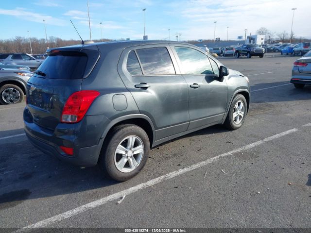 2019 CHEVROLET TRAX 3GNCJKSB2KL232682 Photo 3