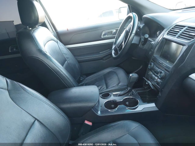 1FM5K7DH0GGC59495 Ford EXPLORER XLT