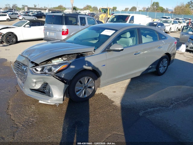 KMHE24L33KA093599 Hyundai Sonata Hybrid Se